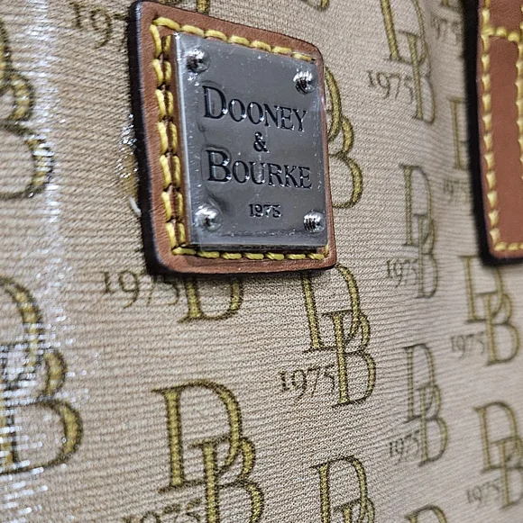 Dooney & Bourke DB 1975 Monogram Tote Bag – Tan/Brown -Like New! - Picture 16 of 16